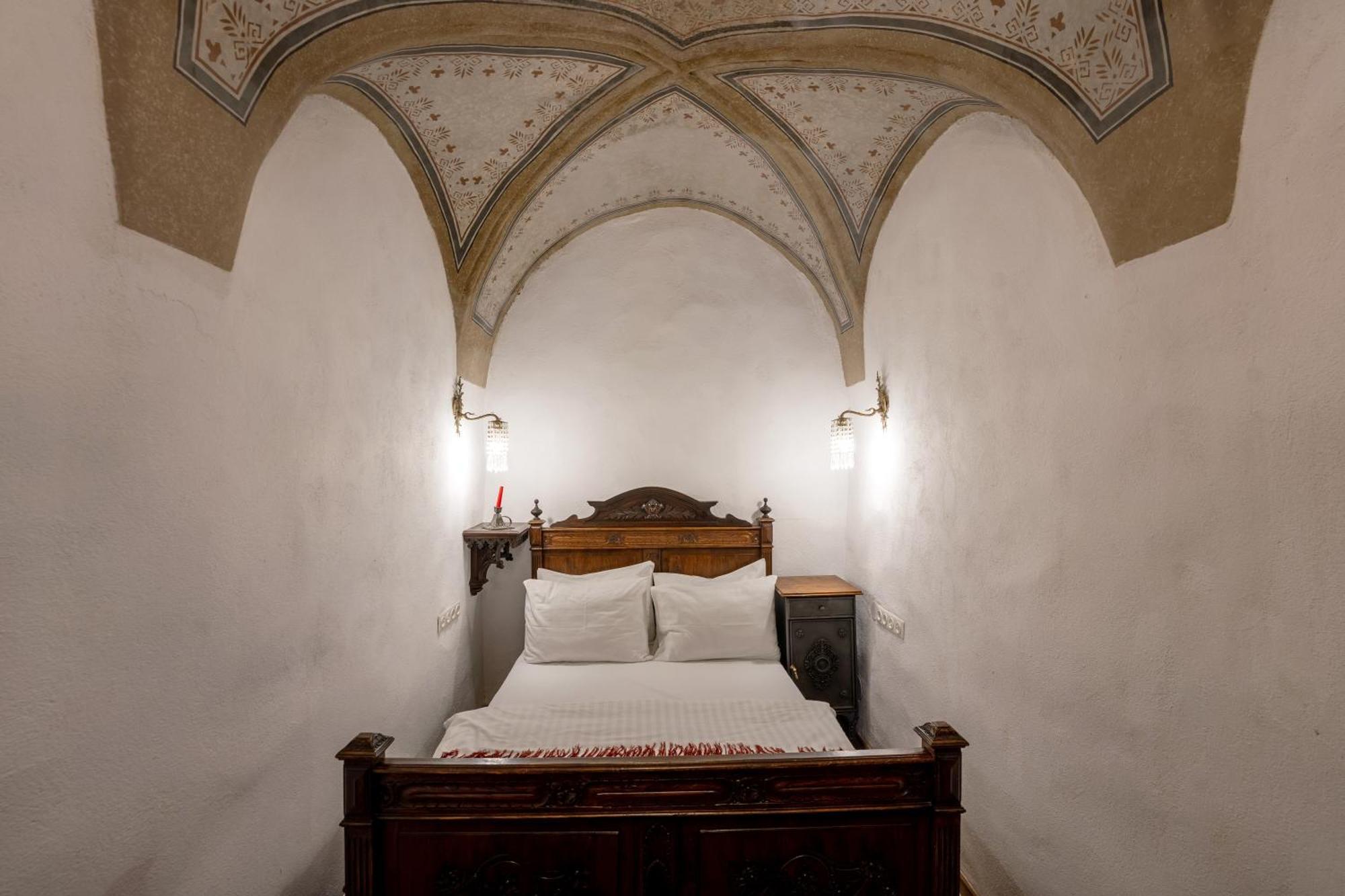 סיגישוארה The Throne - M Museum Hotel מראה חיצוני תמונה